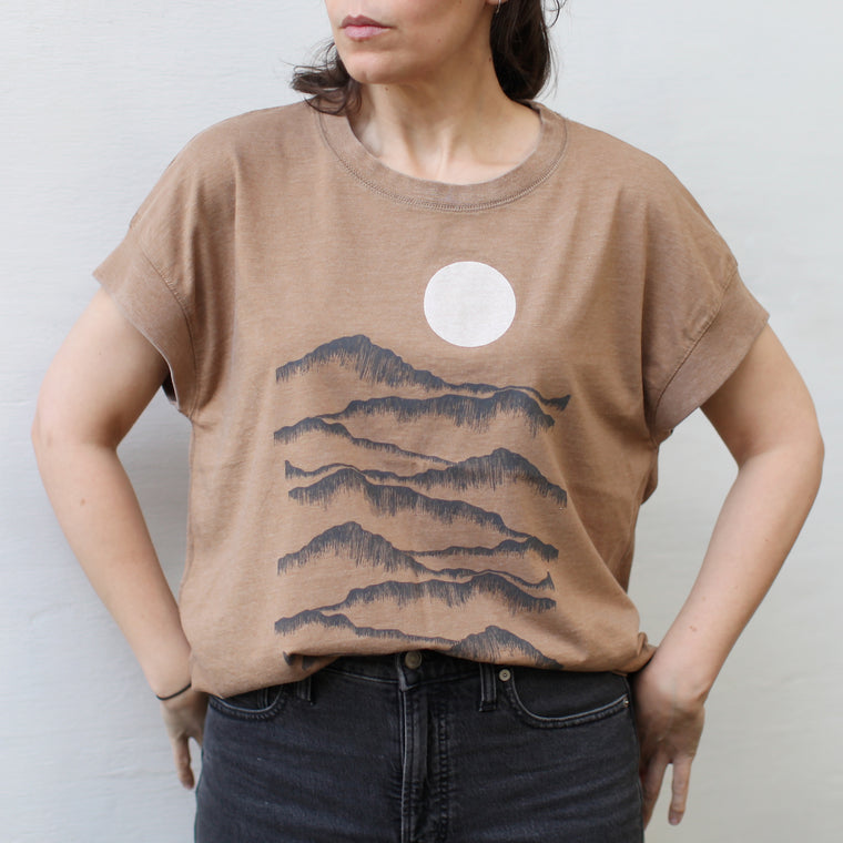 Desert Mountain Moonrise Womens Loose Fitting Boxy Tee Camel Brown