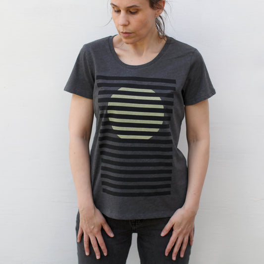 Women's Bauhaus Inspired T-Shirt - Minimalist Rising Sun Screen Print Black